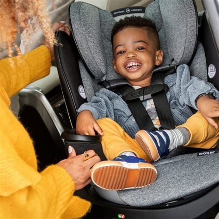 How long can a baby stay in a car seat CYBEX?