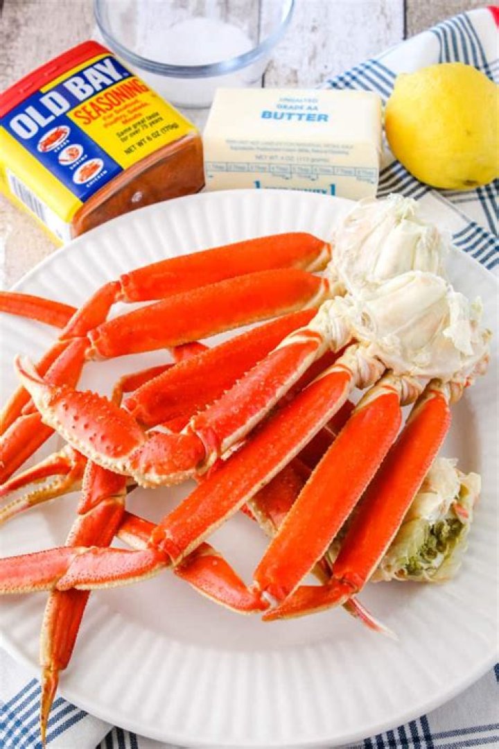 How long does it take to boil snow crab?
