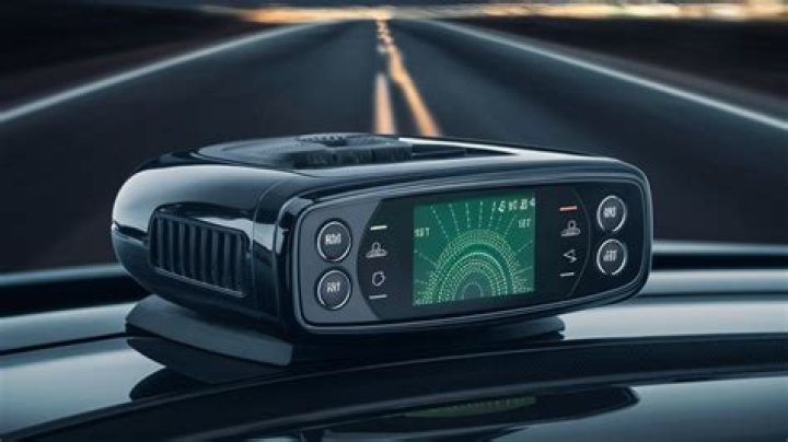 How many amps does a radar detector pull?