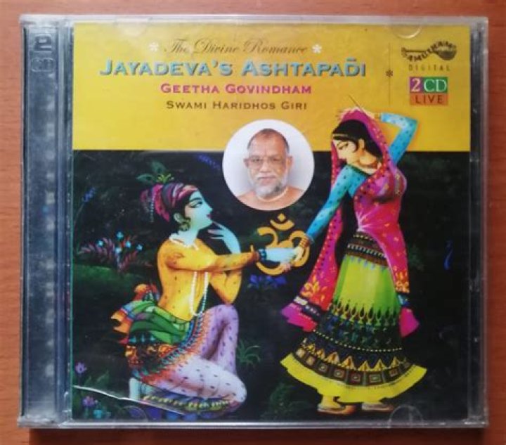 How many Ashtapadi are there in Jayadeva?