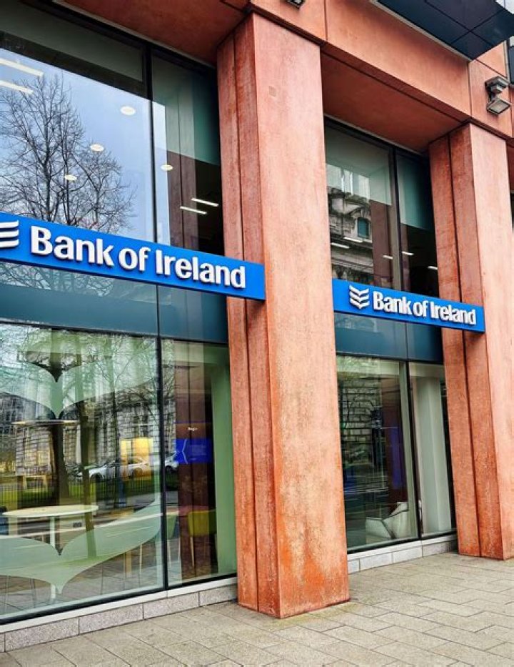 How many Bank of Ireland branches in Northern Ireland?