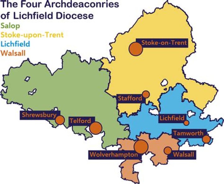 How many deaneries does Lichfield Diocese have?