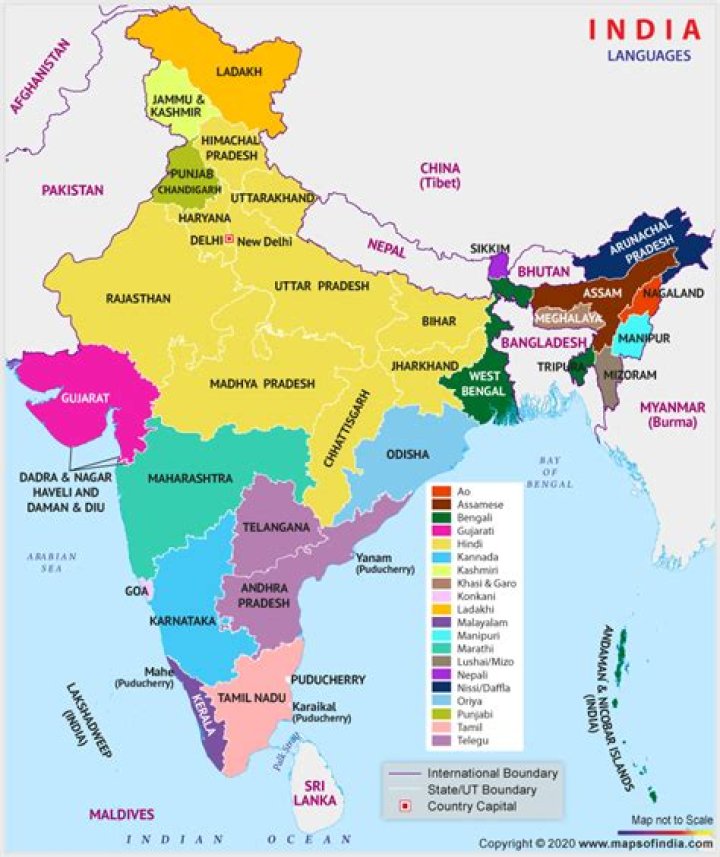 How many dialects of Punjabi are there?