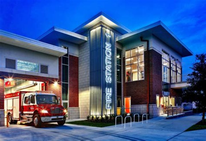 How many fire stations are there in the Philippines?