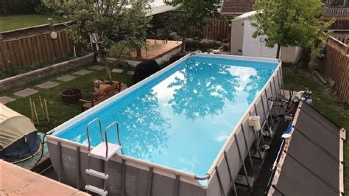How many gallons is an Intex family pool?