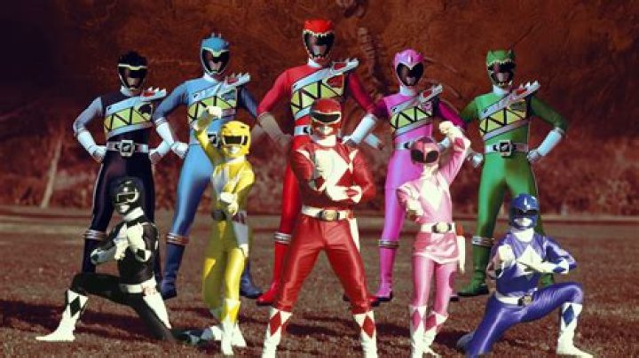 How many power rangers are there in Mighty Morphin?