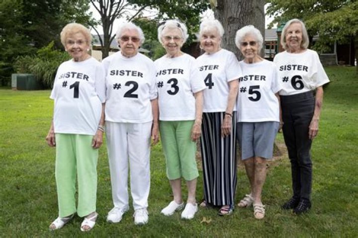 How many sisters does Jo March have?