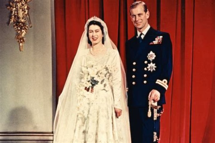 How many times did Elizabeth 1 Get married?