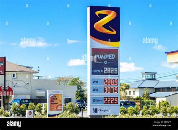 How many Z petrol stations are there in NZ?