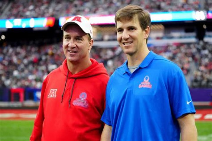 How much did Eli Manning make in his career?