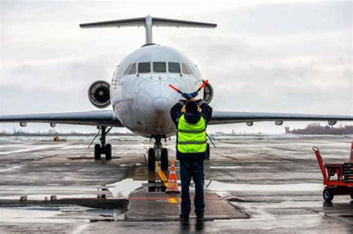 How much do Airport Marshallers make?