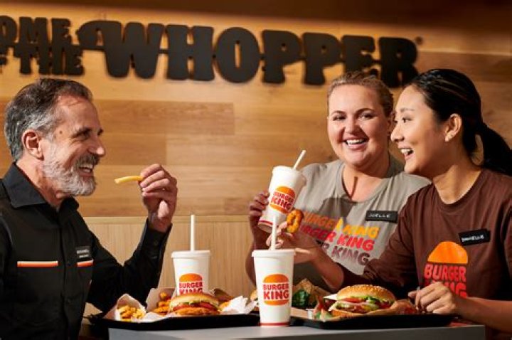 How much do Burger King get paid an hour?