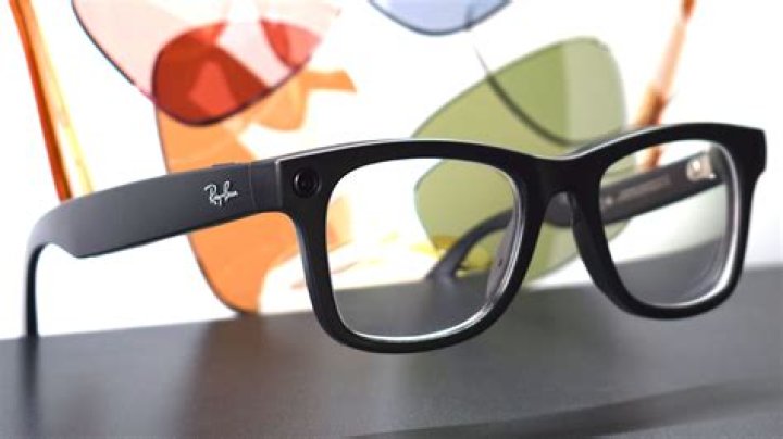 How much do Ray Bans glasses cost?