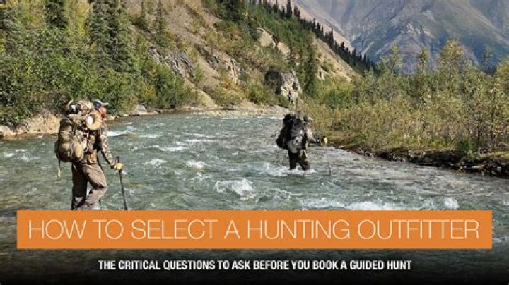 How much do you tip a hunting outfitter?