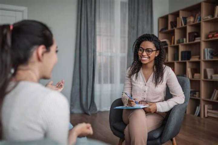 How much does a career counselor charge?