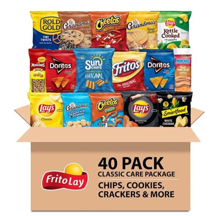 How much does a district sales leader make at Frito-Lay?