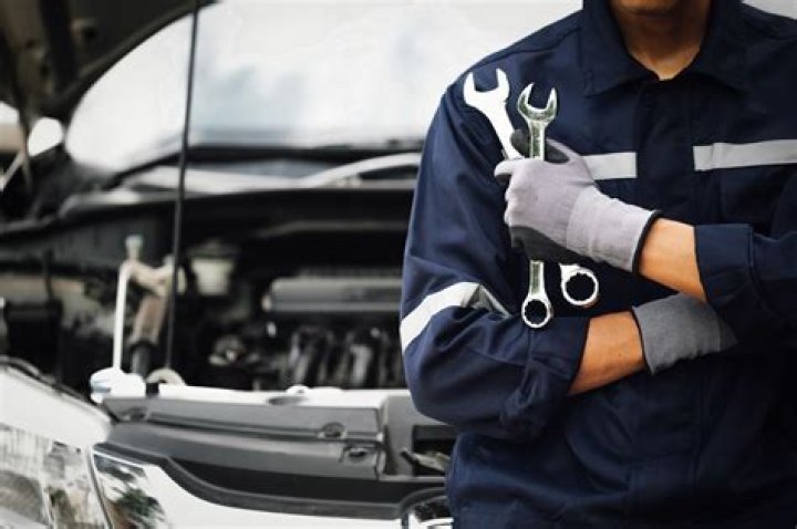 How much does a local mechanic cost?
