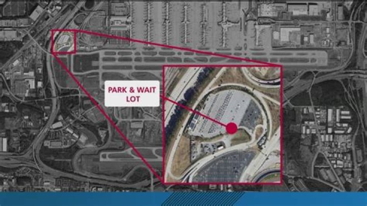 How much does it cost to park at Toronto airport?