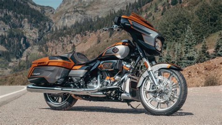 How much is a 2015 Harley-Davidson CVO worth?