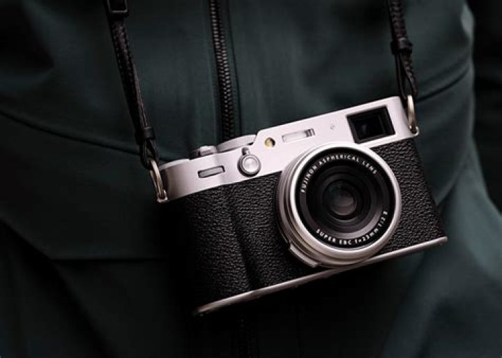 How much is Fujifilm X100 in the Philippines?