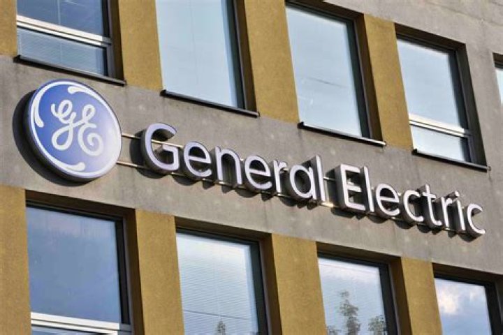 How much is General Electric dividend?