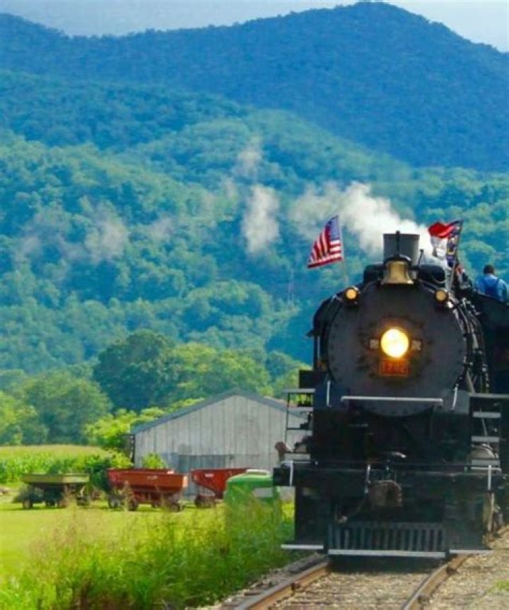 How much is the train ride through the Smoky Mountains?