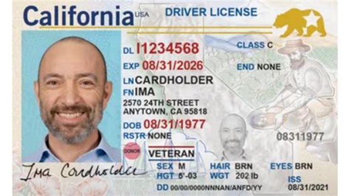 How old do you have to be to get a job in Portland?
