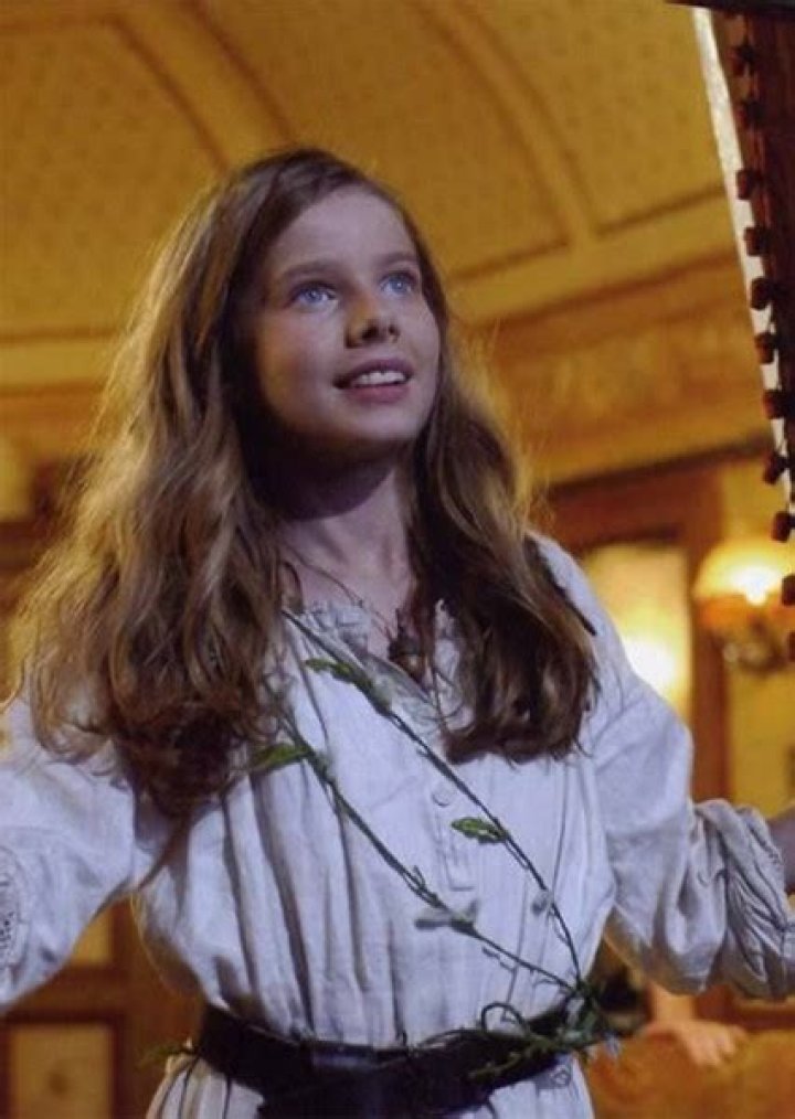 How old is Wendy from Peter Pan?
