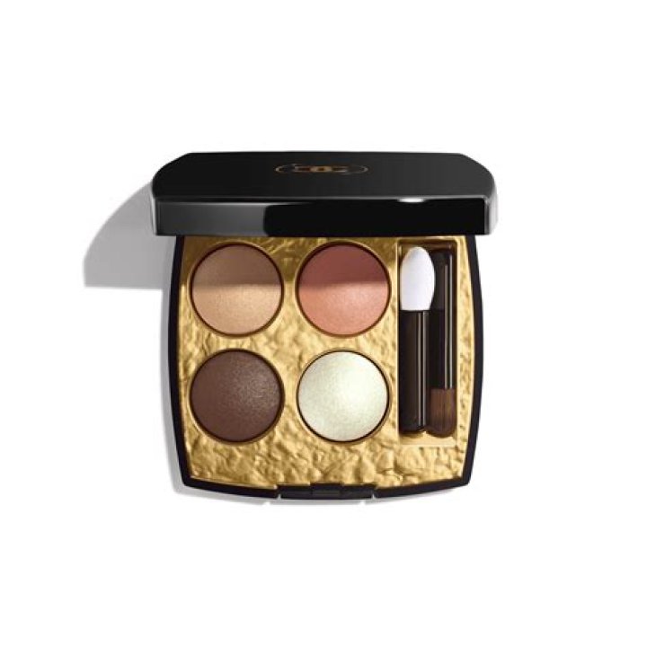 How to use chanel Illusion d Ombre?