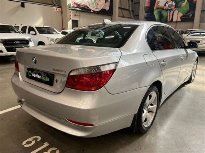 Is a 2004 BMW 525i a good car?