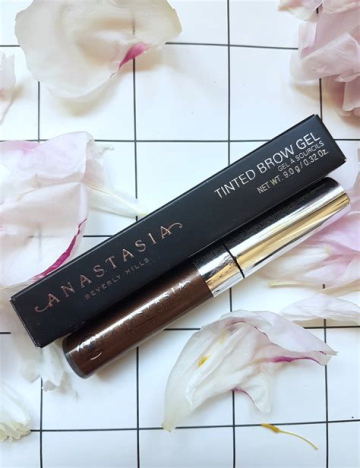 Is Anastasia tinted brow gel waterproof?
