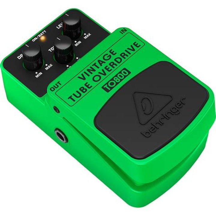 Is Behringer c1 good for singing?