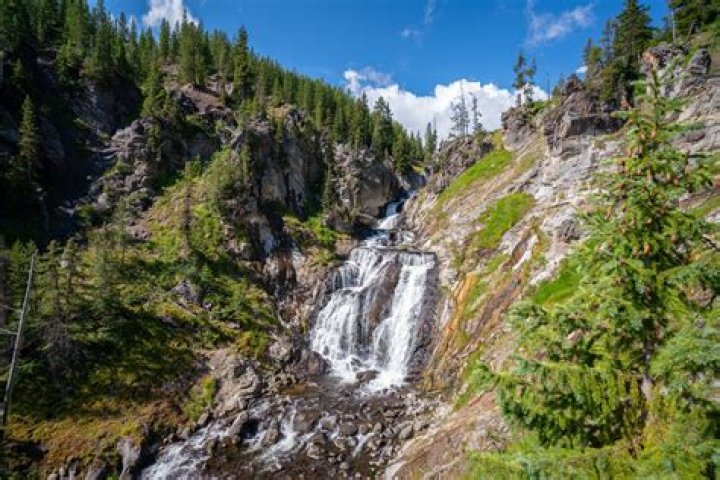 Is Brink of the Lower Falls trail open?