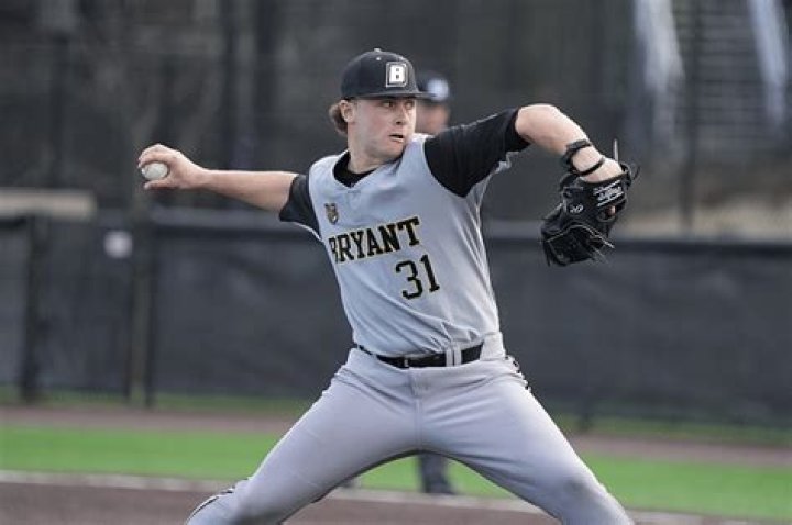 Is Bryant University d1 for baseball?
