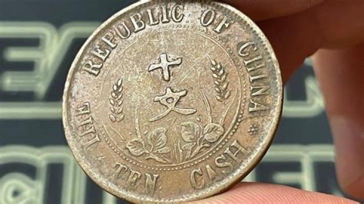 Is cash still being used in China?