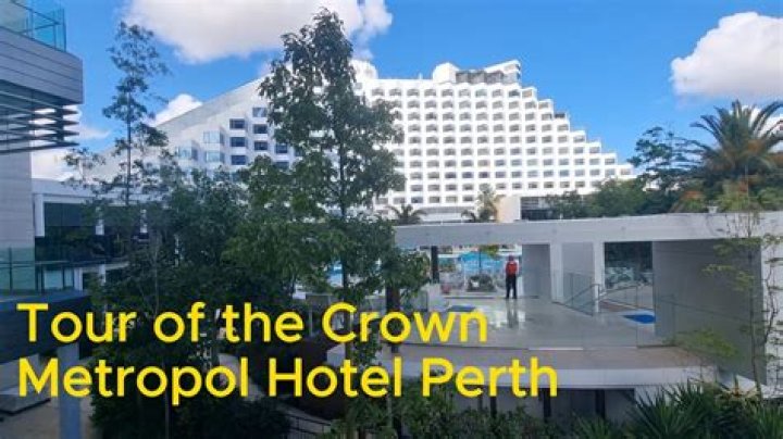 Is Crown Metropol connected to Crown?