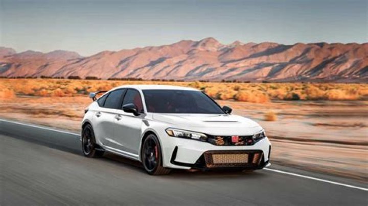 Is Elantra fast?