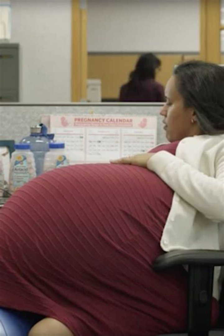 Is Emily really pregnant on Revenge Season 2?