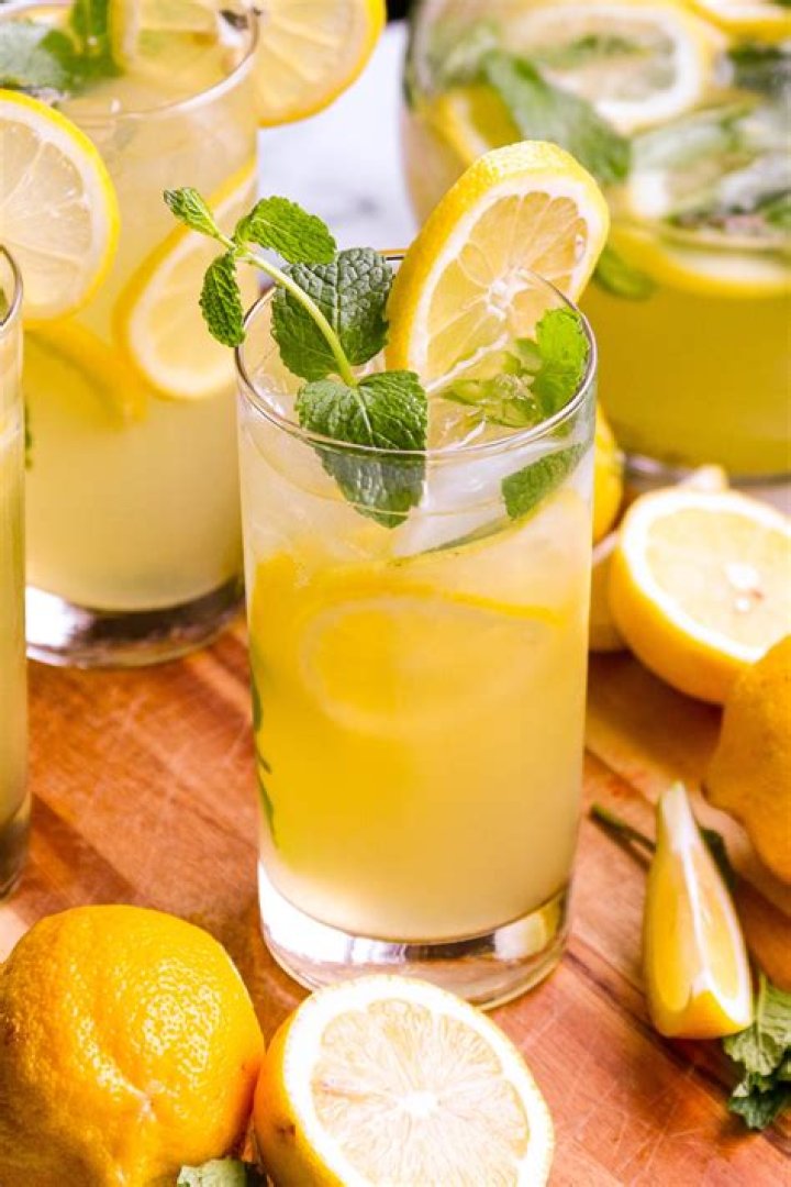 Is fresh lemonade healthy?
