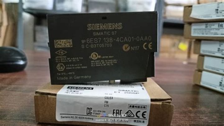 Is GLA 200 discontinued?