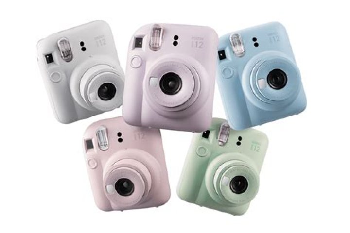 Is Instax Mini 25 good?