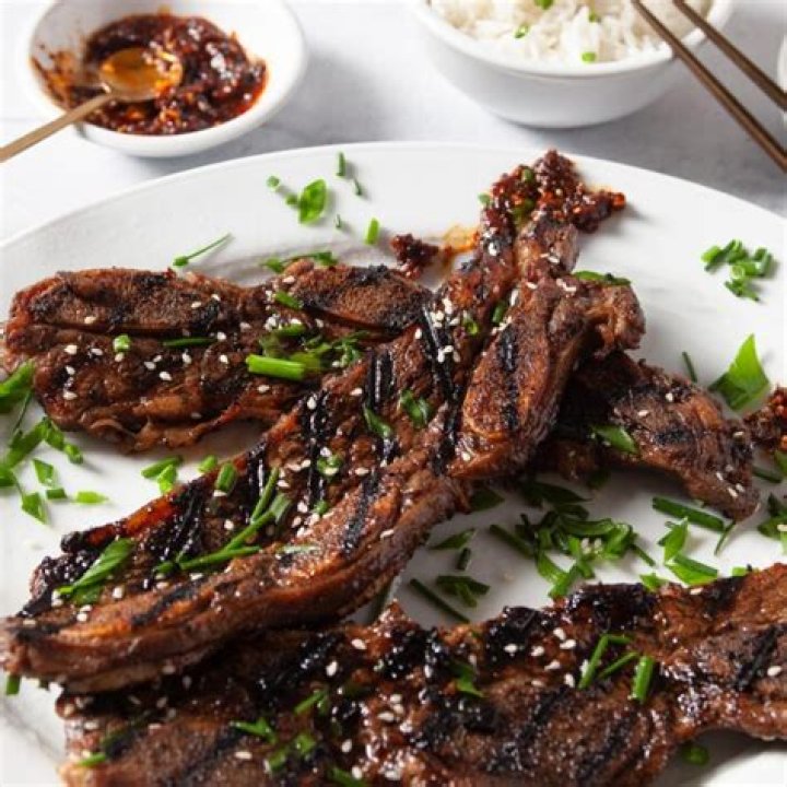 Is Kalbi short ribs?