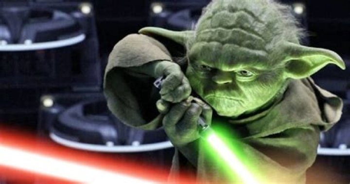 Is Mace Windu better than Yoda?