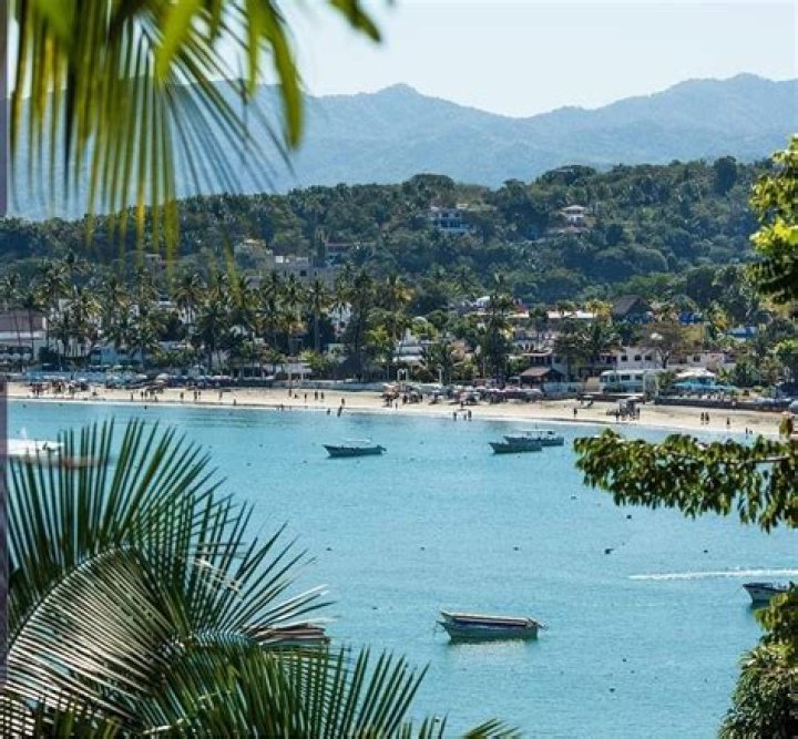 Is Rincon de Guayabitos safe?