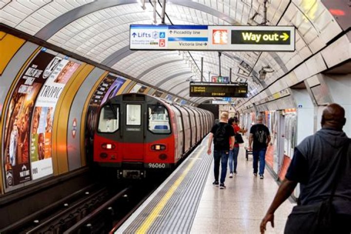 Is Saturday Off peak on London Underground?
