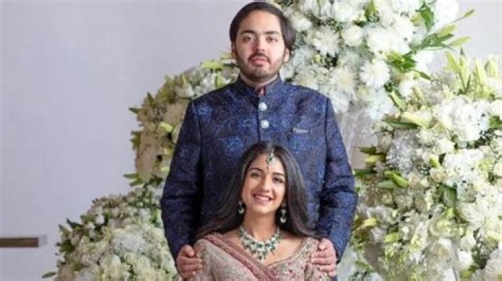 Is Sharry Mann married or not?