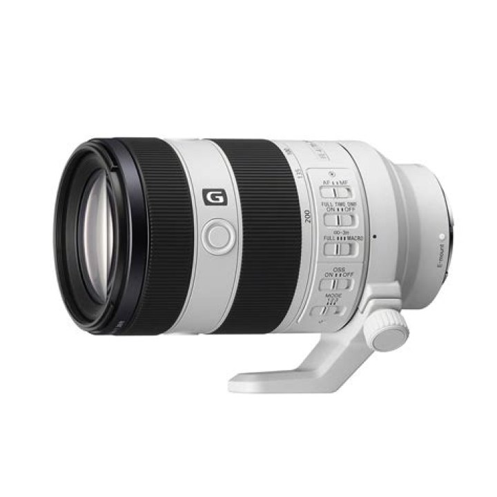 Is Sony 70 200 f4 good for portraits?