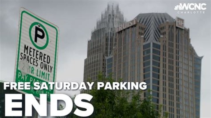 Is street parking free in Milwaukee?