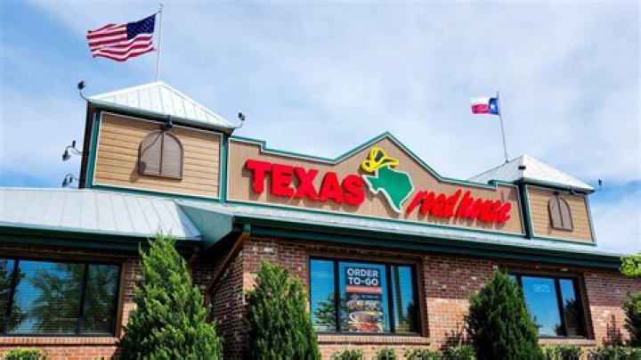 Is Texas Roadhouse open on Thanksgiving Day?