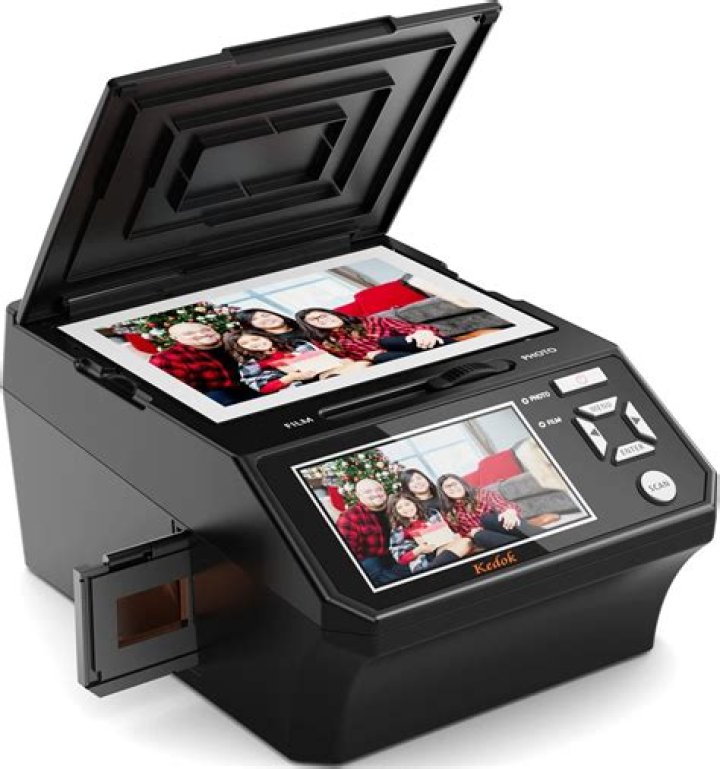 Is the BC125AT a digital scanner?